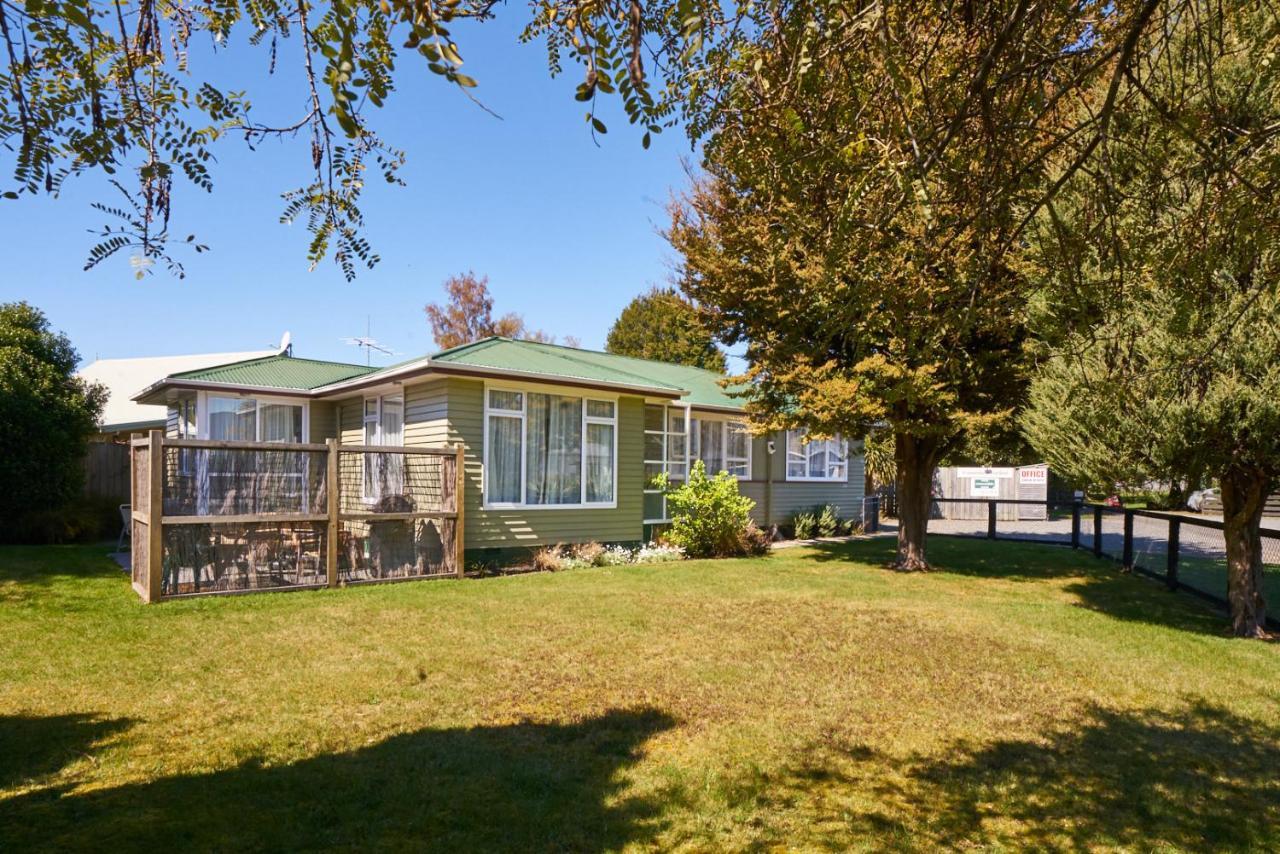אגם טה אנאו Accommodation Fiordland -The Three Bedroom House At 226A Milford Road מראה חיצוני תמונה