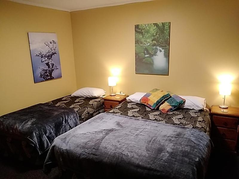 אגם טה אנאו Accommodation Fiordland -The Three Bedroom House At 226A Milford Road מראה חיצוני תמונה