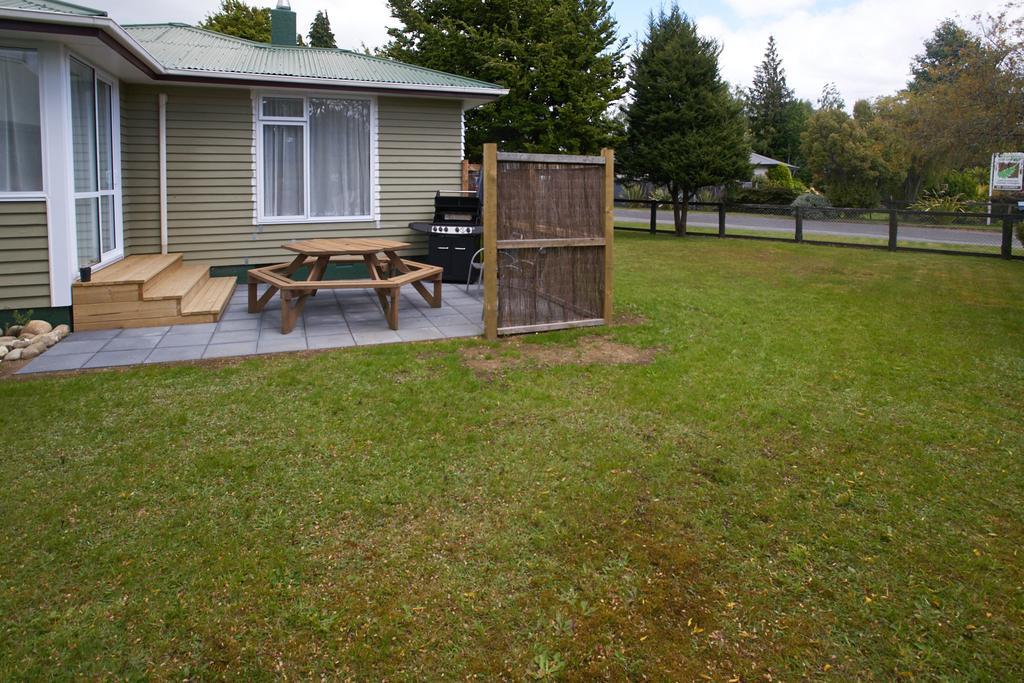 אגם טה אנאו Accommodation Fiordland -The Three Bedroom House At 226A Milford Road מראה חיצוני תמונה